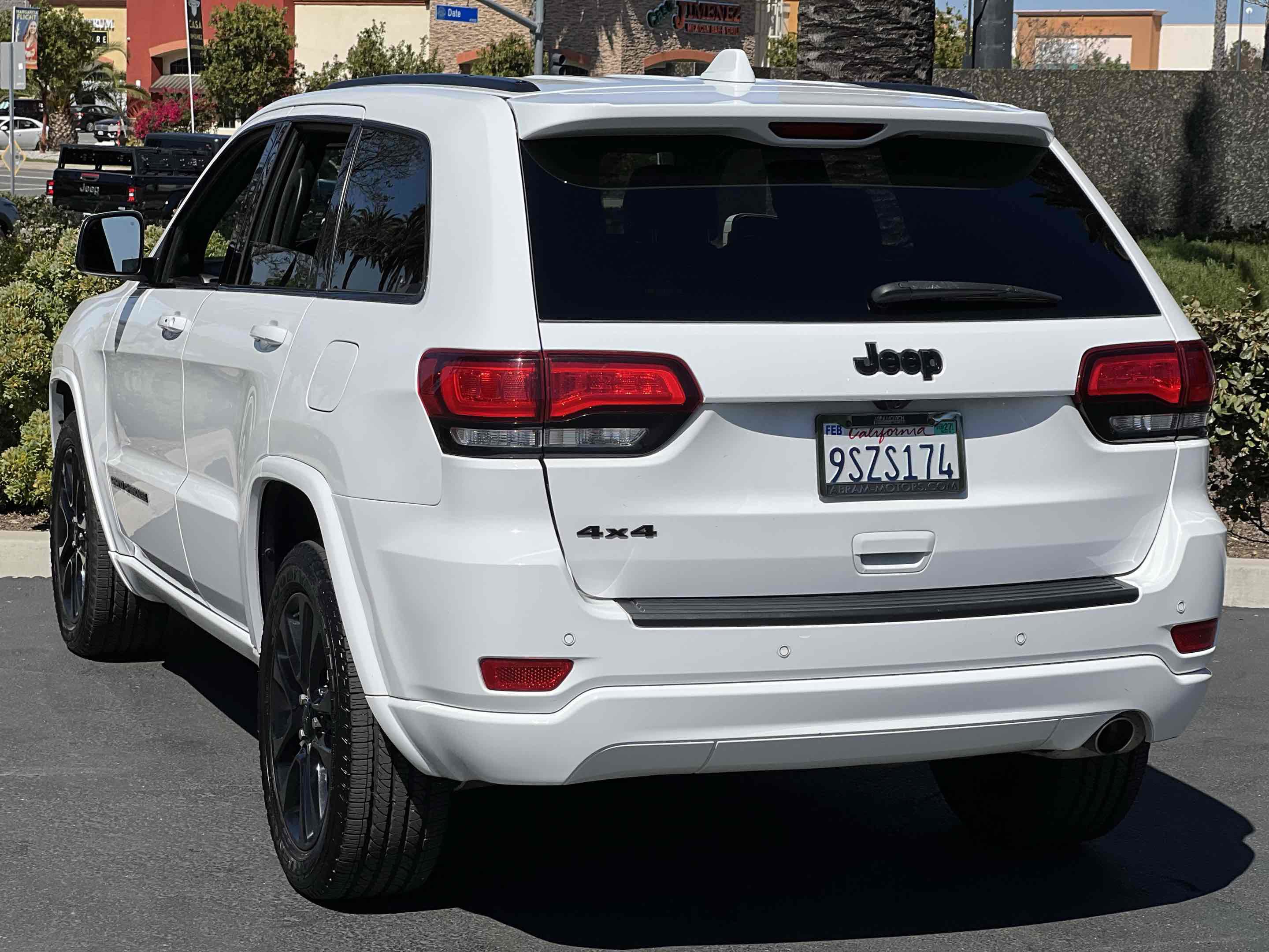 Used 2021 Jeep Grand Cherokee Laredo X image 20
