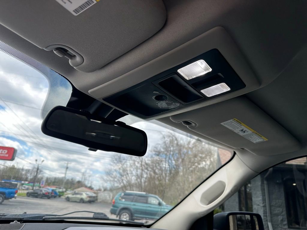 Used 2014 RAM 1500 Express RWD image 21