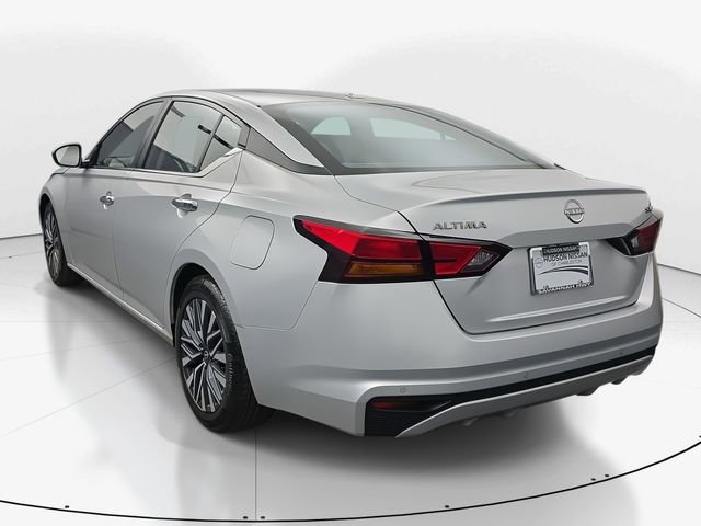Used 2024 Nissan Altima 2.5 SV image 7