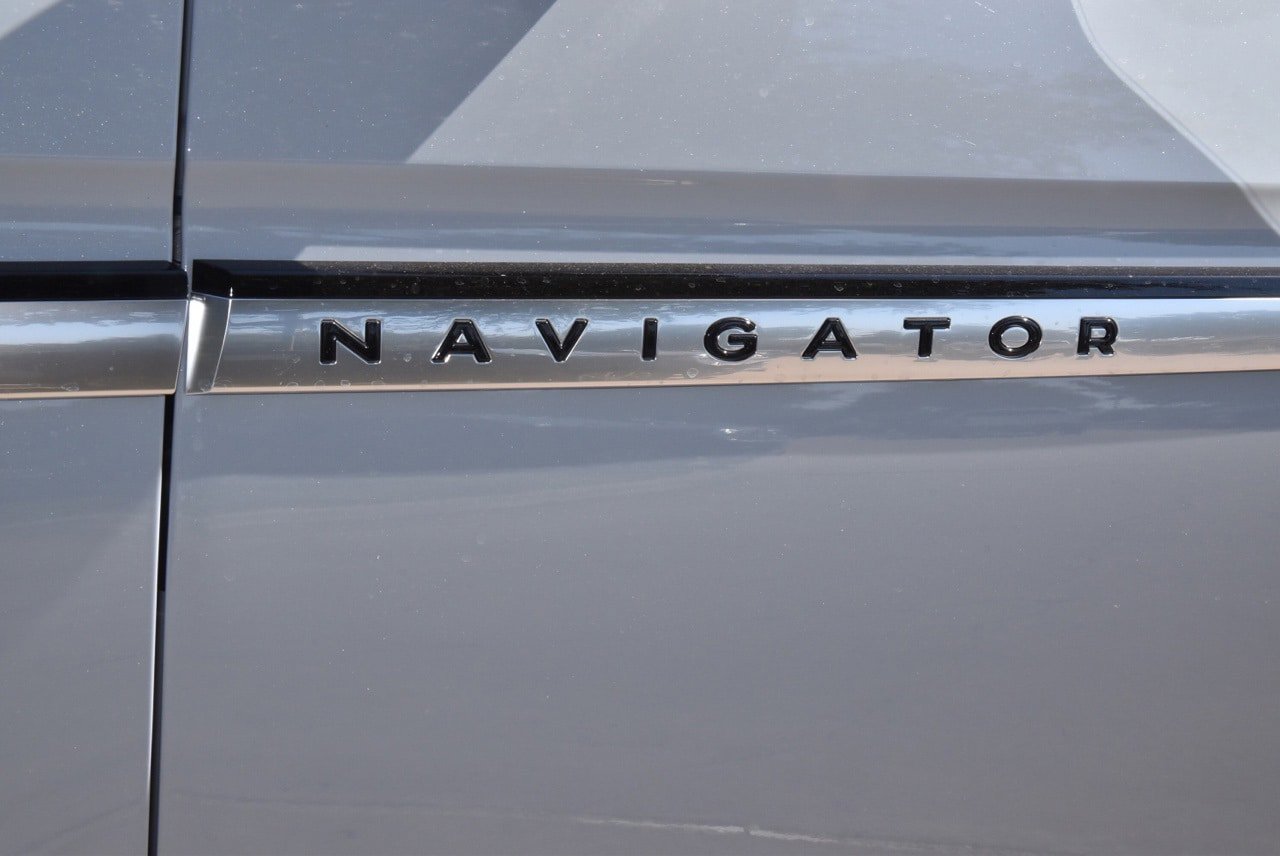 New 2025 Lincoln Navigator L Reserve image 52