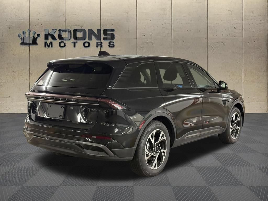 New 2026 Lincoln Nautilus Premier w/ Equipment Group 102A AWD/4WD image 4