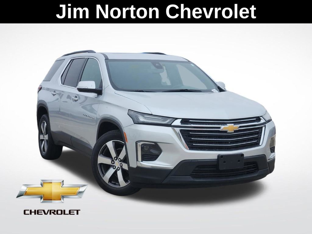 Used 2022 Chevrolet Traverse LT w/ LT Premium Package
