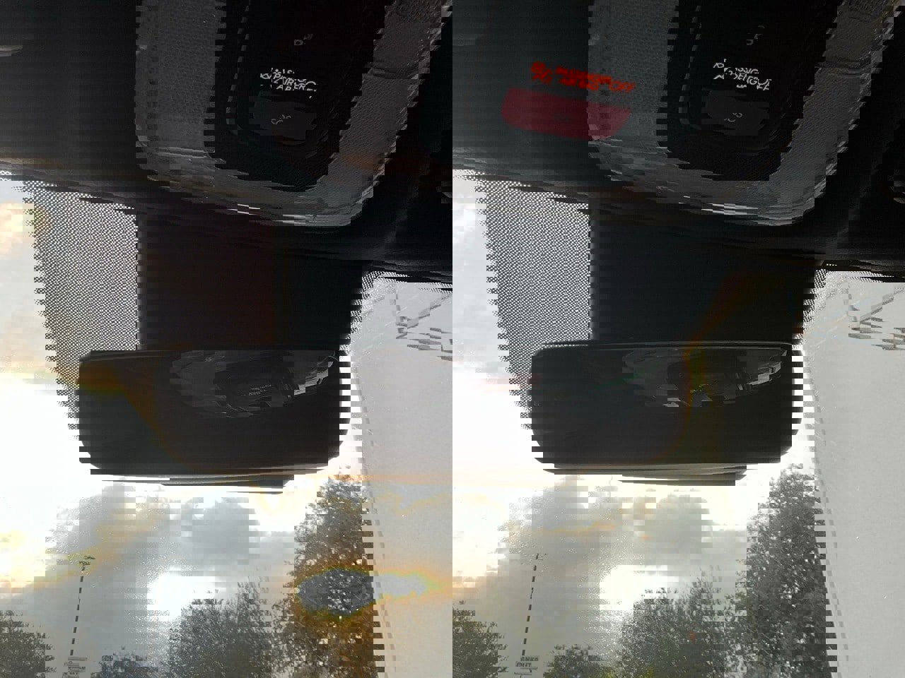 Used 2025 Hyundai Elantra Limited image 32