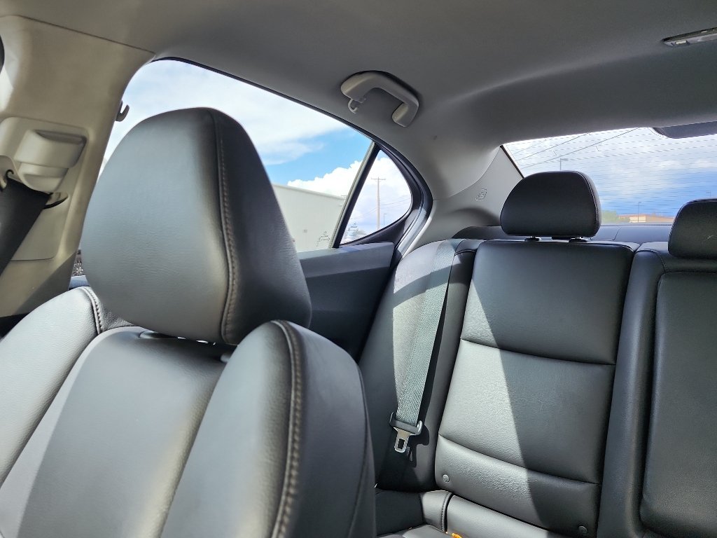 Used 2020 Acura TLX FWD image 32