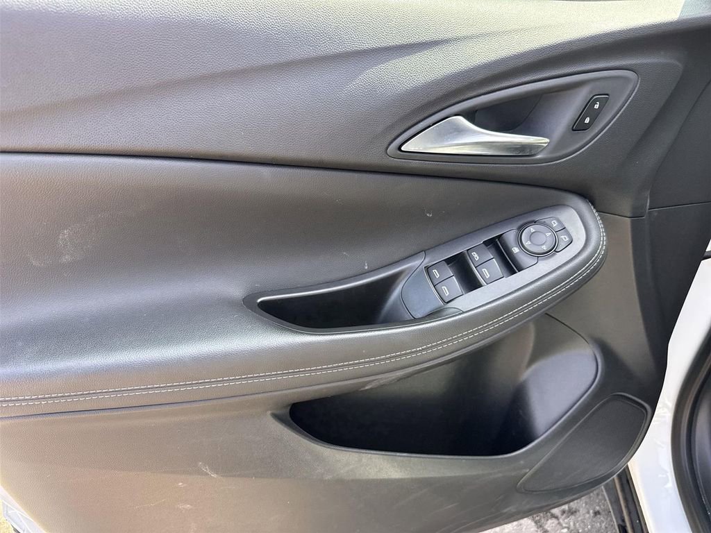 Used 2025 Buick Encore GX Preferred FWD image 20