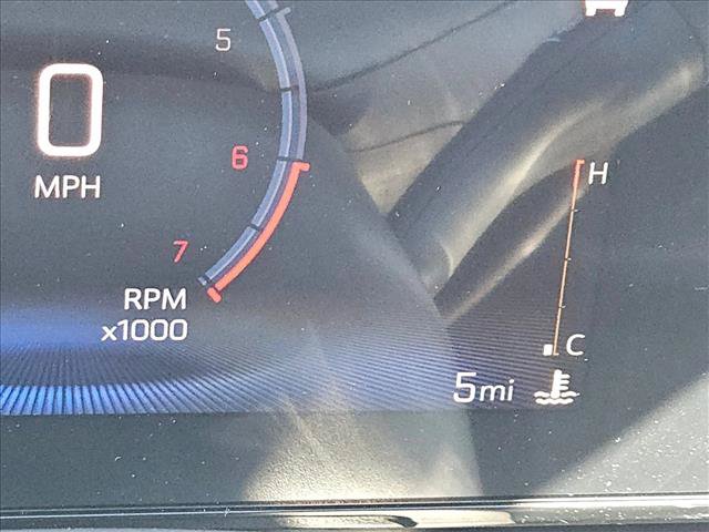 New 2026 Chevrolet Trax RS w/ Sunroof Package FWD image 11