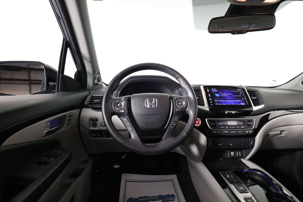 Used 2016 Honda Pilot Touring image 31