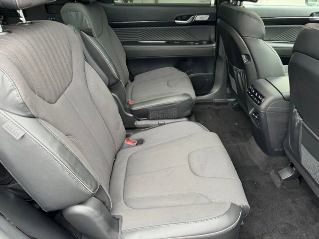 Used 2025 Hyundai Palisade Calligraphy image 23
