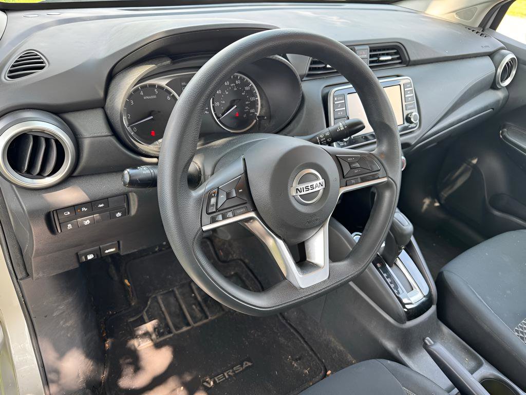 Used 2020 Nissan Versa S FWD image 21