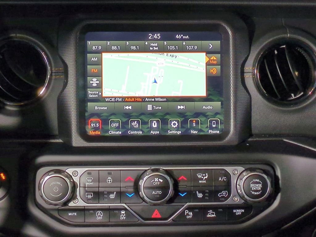 Used 2023 Jeep Gladiator Overland image 20