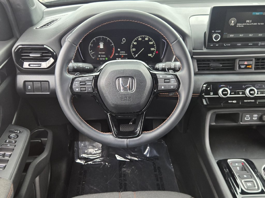 Certified 2025 Honda Pilot Sport image 13