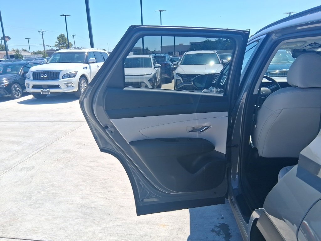 New 2025 Hyundai Tucson SEL image 15
