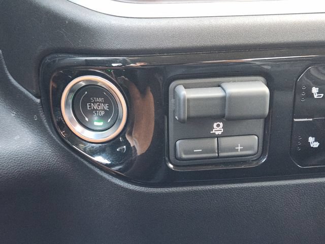 Used 2026 GMC Sierra 1500 SLT AWD/4WD image 8