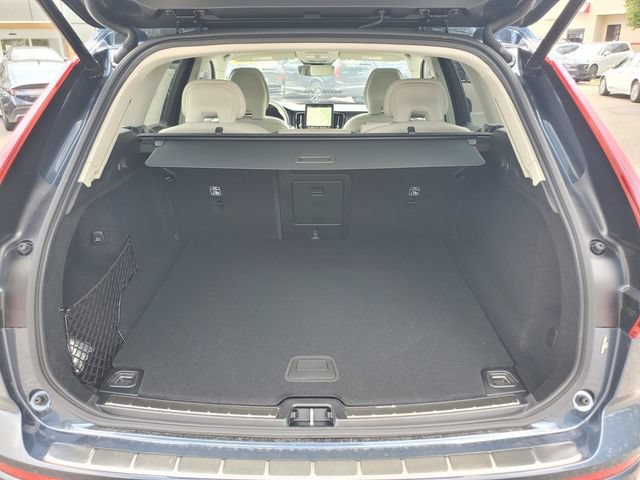 New 2026 Volvo XC60 B5 Ultra w/ Protection Package Premier AWD/4WD image 31