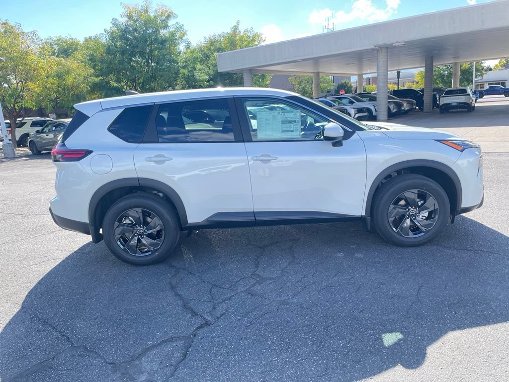 New 2026 Nissan Rogue SV AWD/4WD image 4