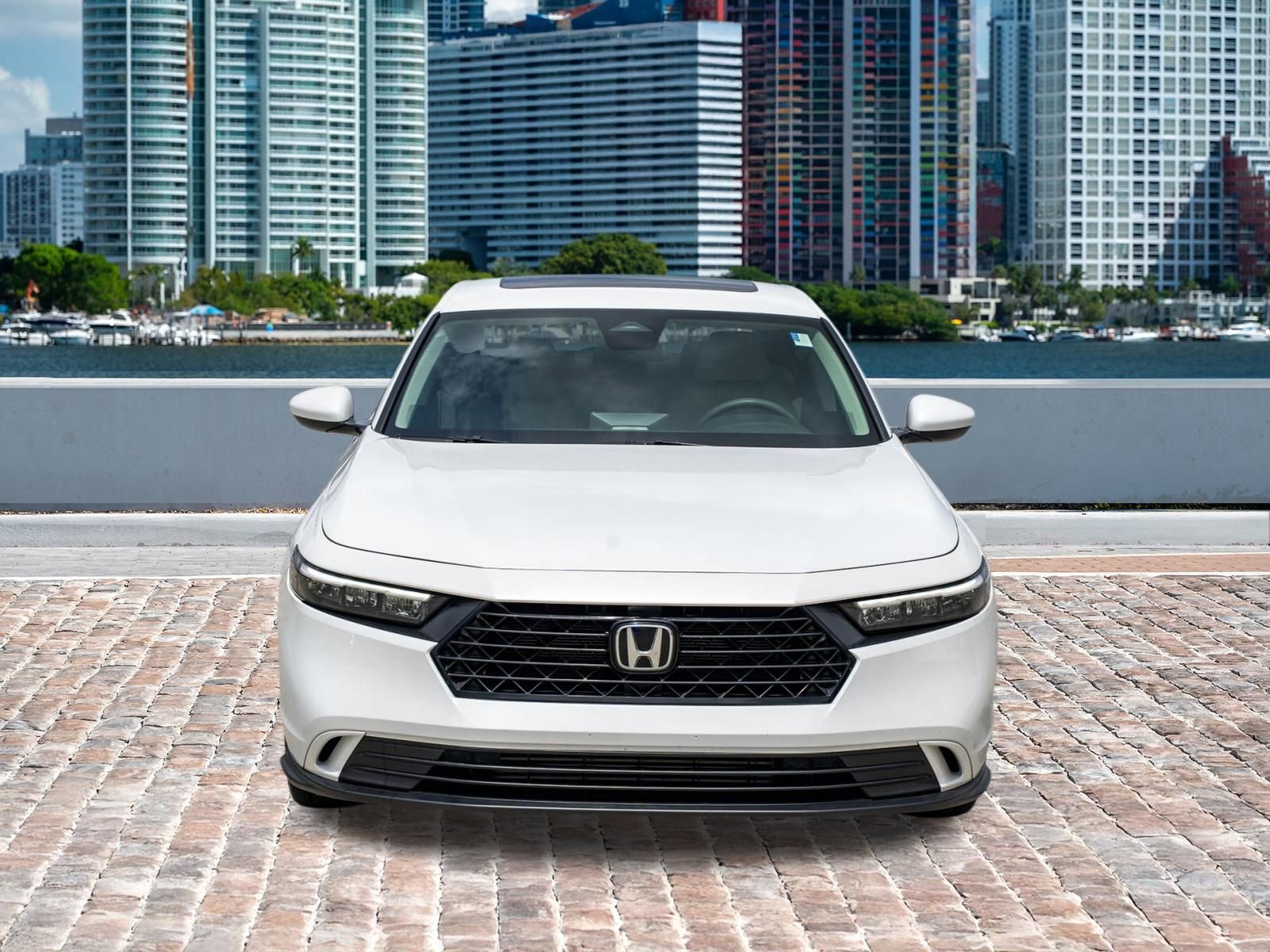 Used 2023 Honda Accord EX image 2