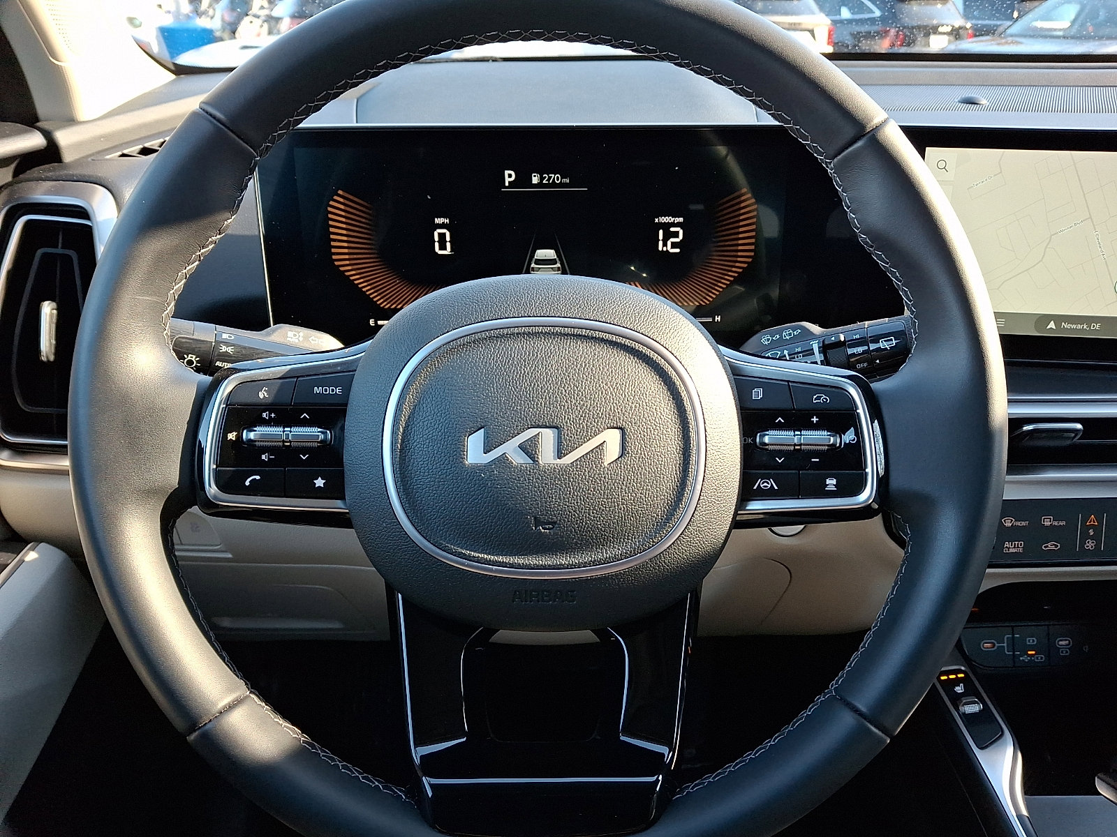 Certified 2025 Kia Sorento S image 18