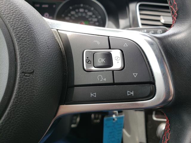 Used 2015 Volkswagen GTI S FWD image 22
