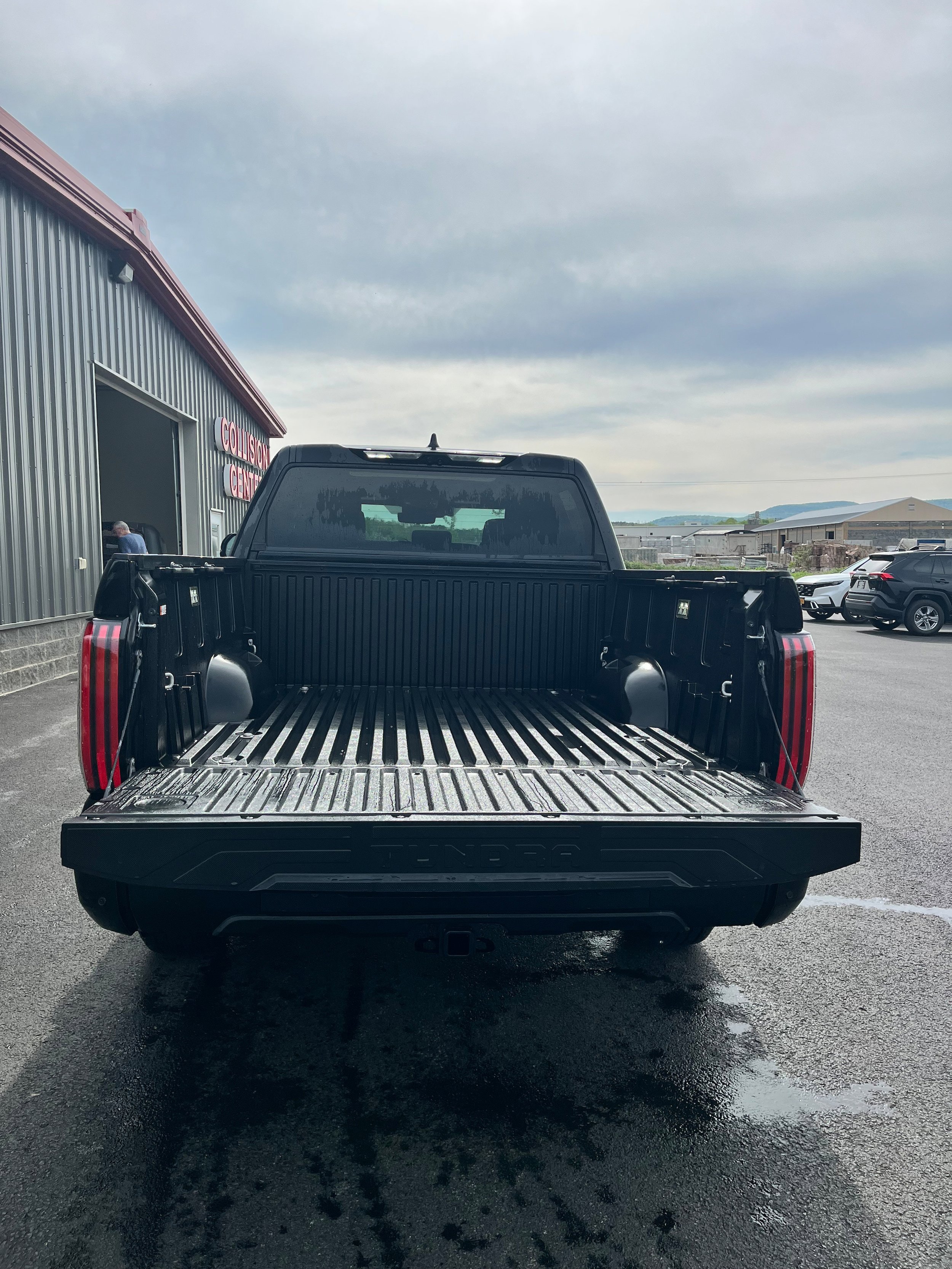 Used 2025 Toyota Tundra Platinum AWD/4WD image 6