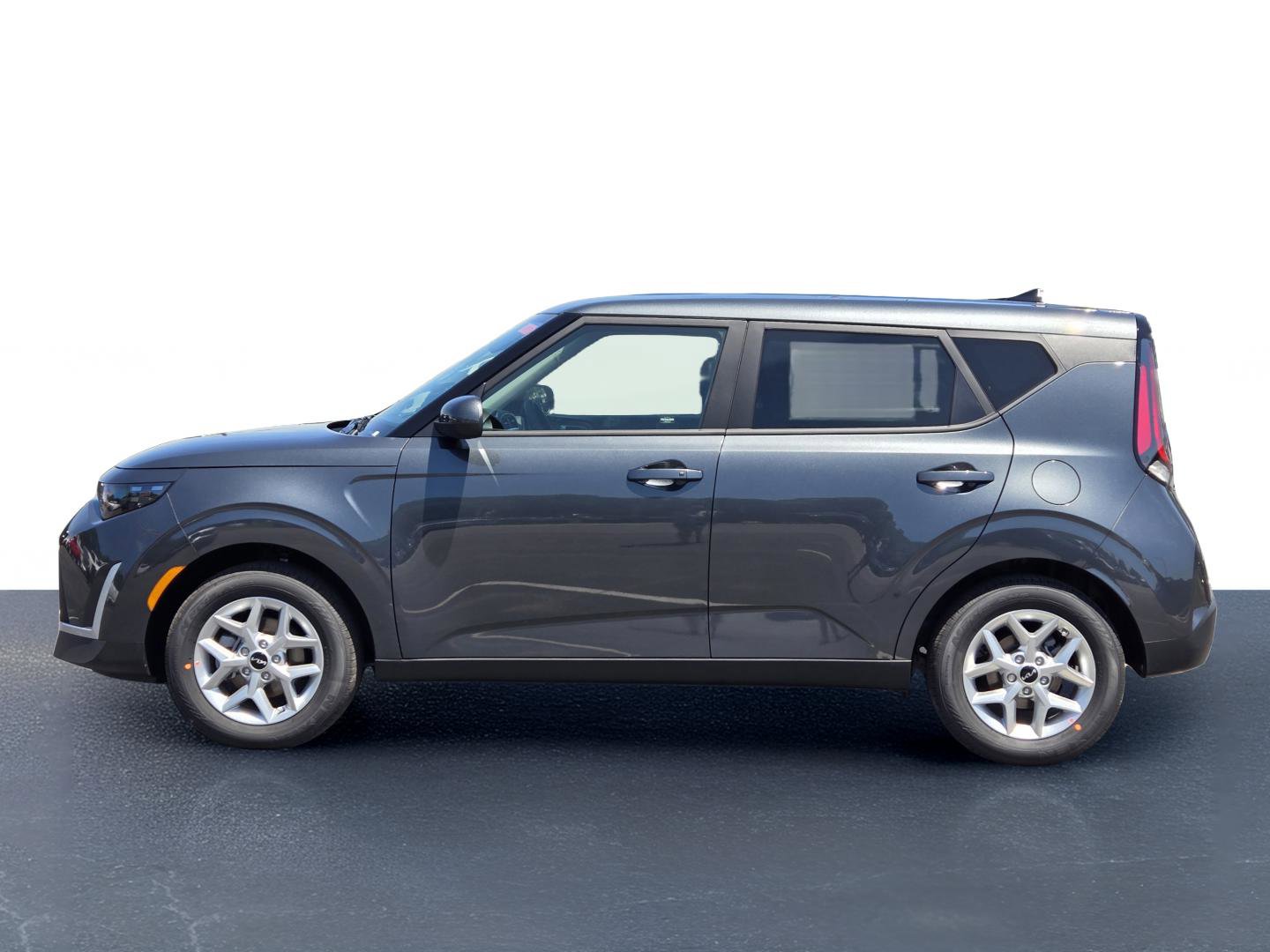 New 2025 Kia Soul S image 12