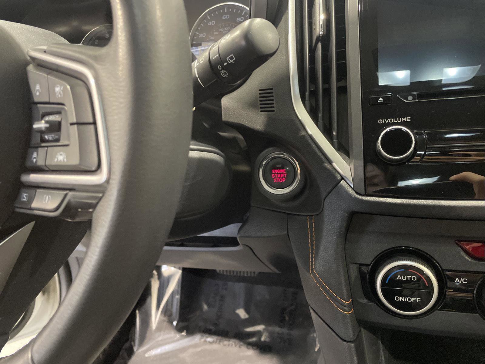 Used 2020 Subaru Crosstrek 2.0i Limited w/ Moonroof Package w/Navigation image 4