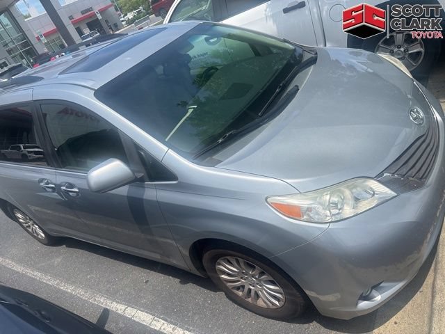 Used 2015 Toyota Sienna XLE Premium