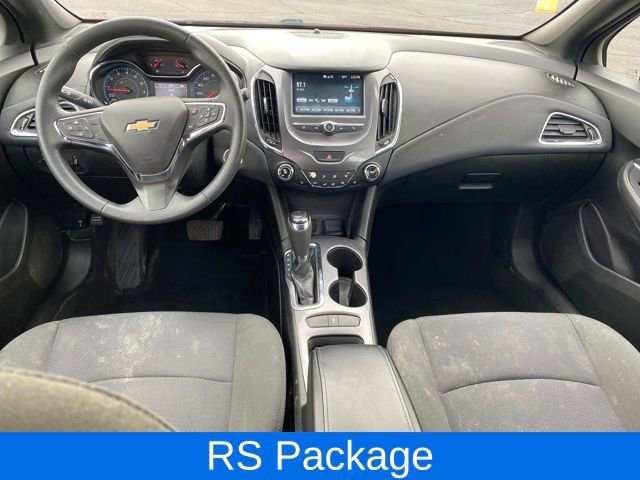 Used 2018 Chevrolet Cruze LT w/ Convenience Package image 5