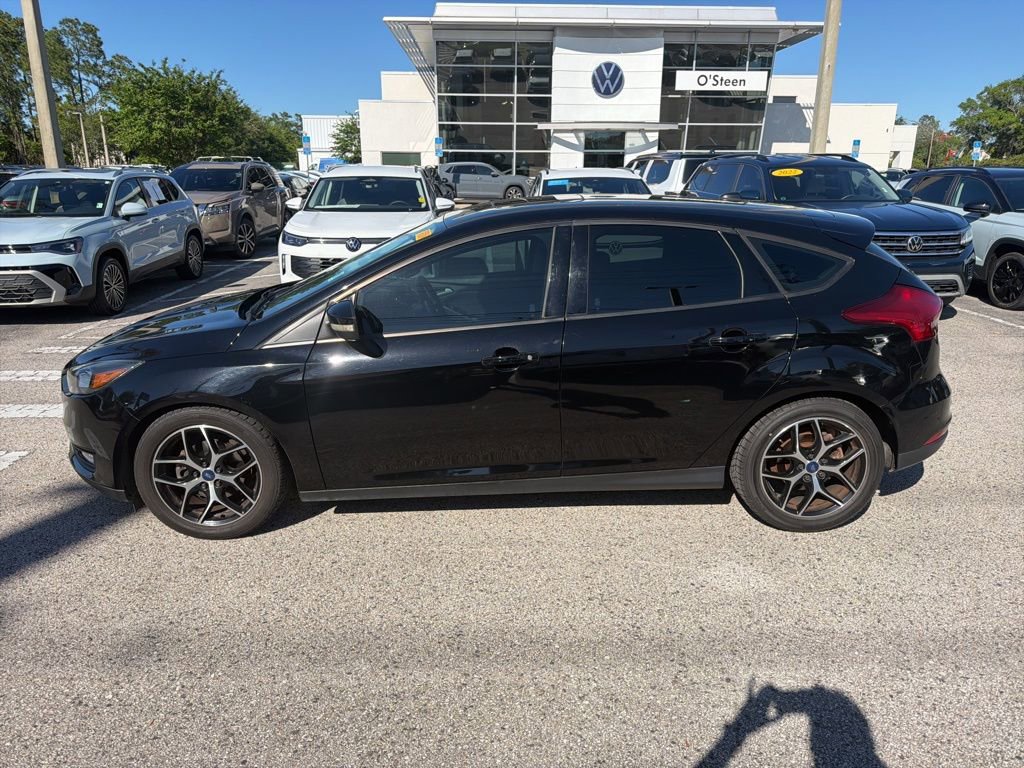 Used 2017 Ford Focus SEL w/ Cold Weather Package image 3