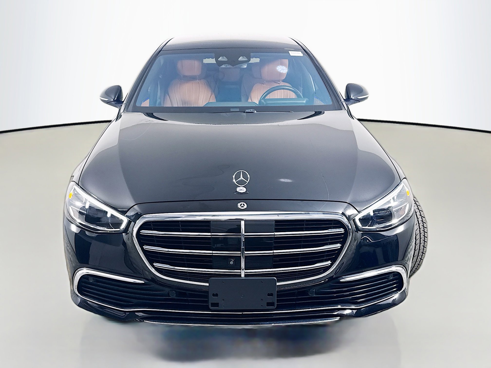 Used 2023 Mercedes-Benz S 500 4MATIC image 2