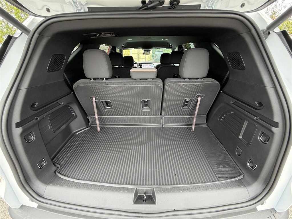 New 2026 Chevrolet Traverse LT w/ LPO, Floor Liner Package image 22