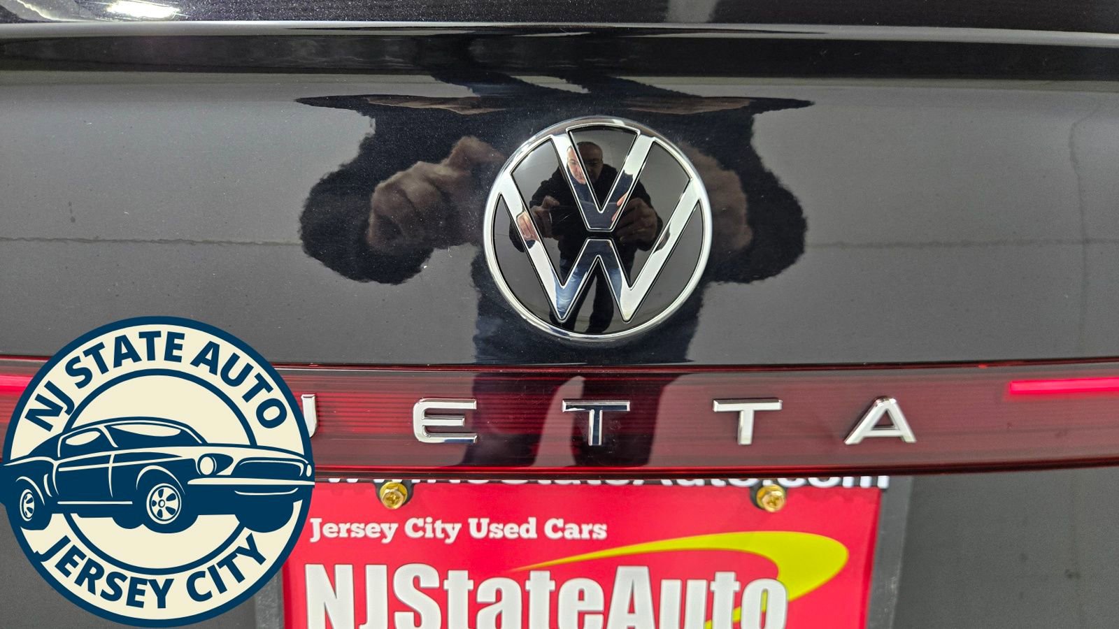 Used 2025 Volkswagen Jetta SE image 24