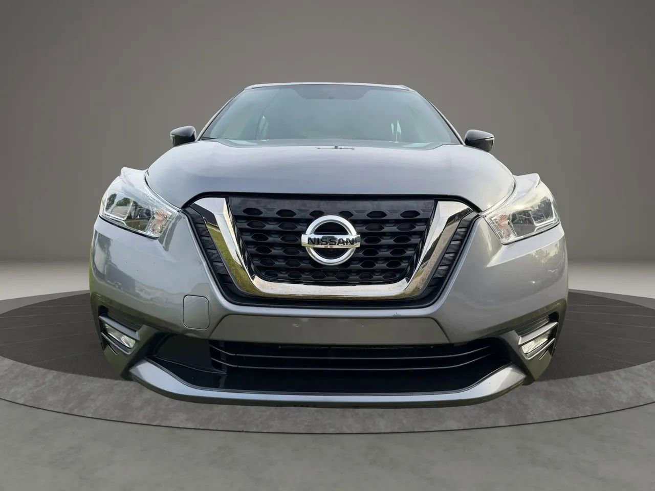 Used 2019 Nissan Kicks SR w/ Exterior Electronics Package image 8