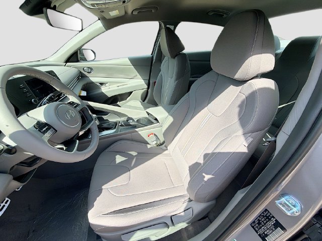 Certified 2026 Hyundai Elantra Sport FWD image 21