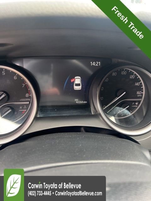 Used 2024 Toyota Camry SE image 12