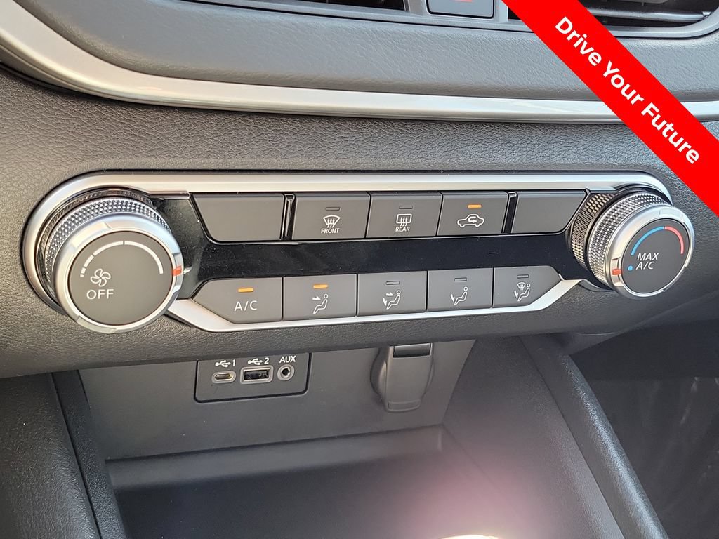 Certified 2025 Nissan Altima 2.5 S FWD image 13