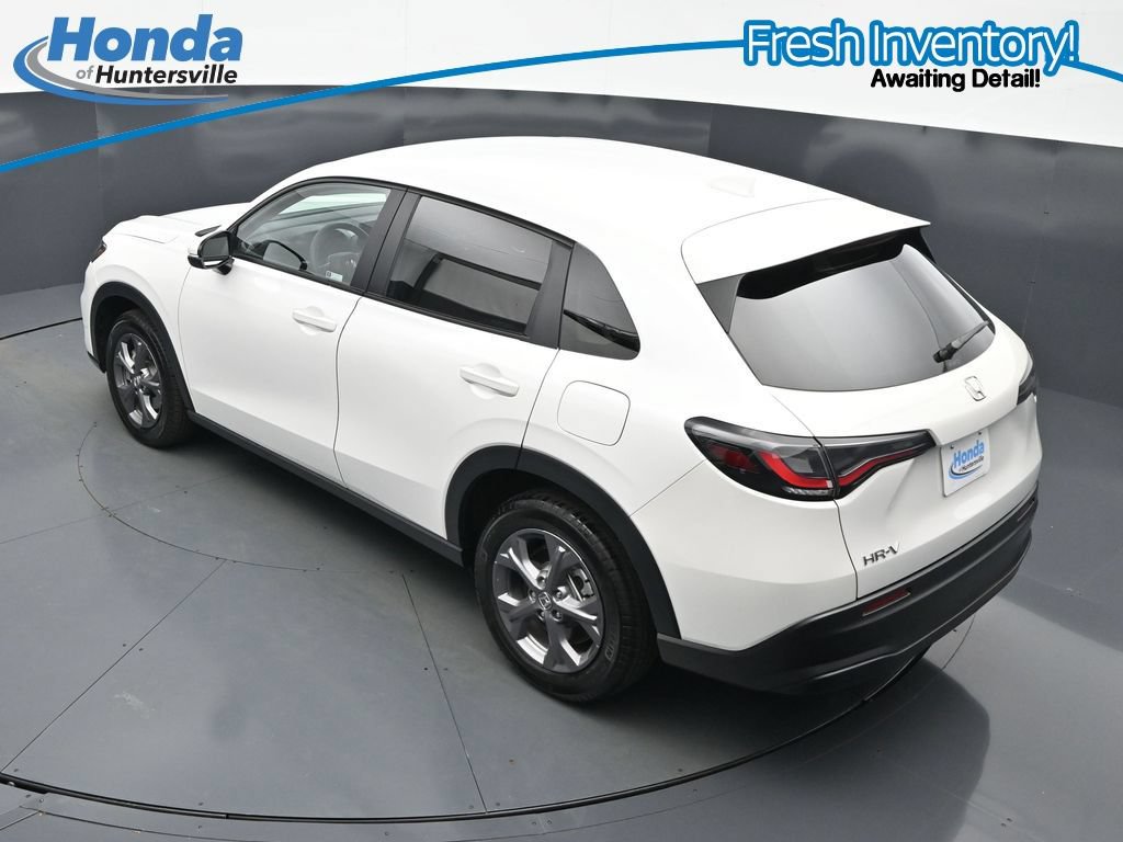 Certified 2026 Honda HR-V LX image 23