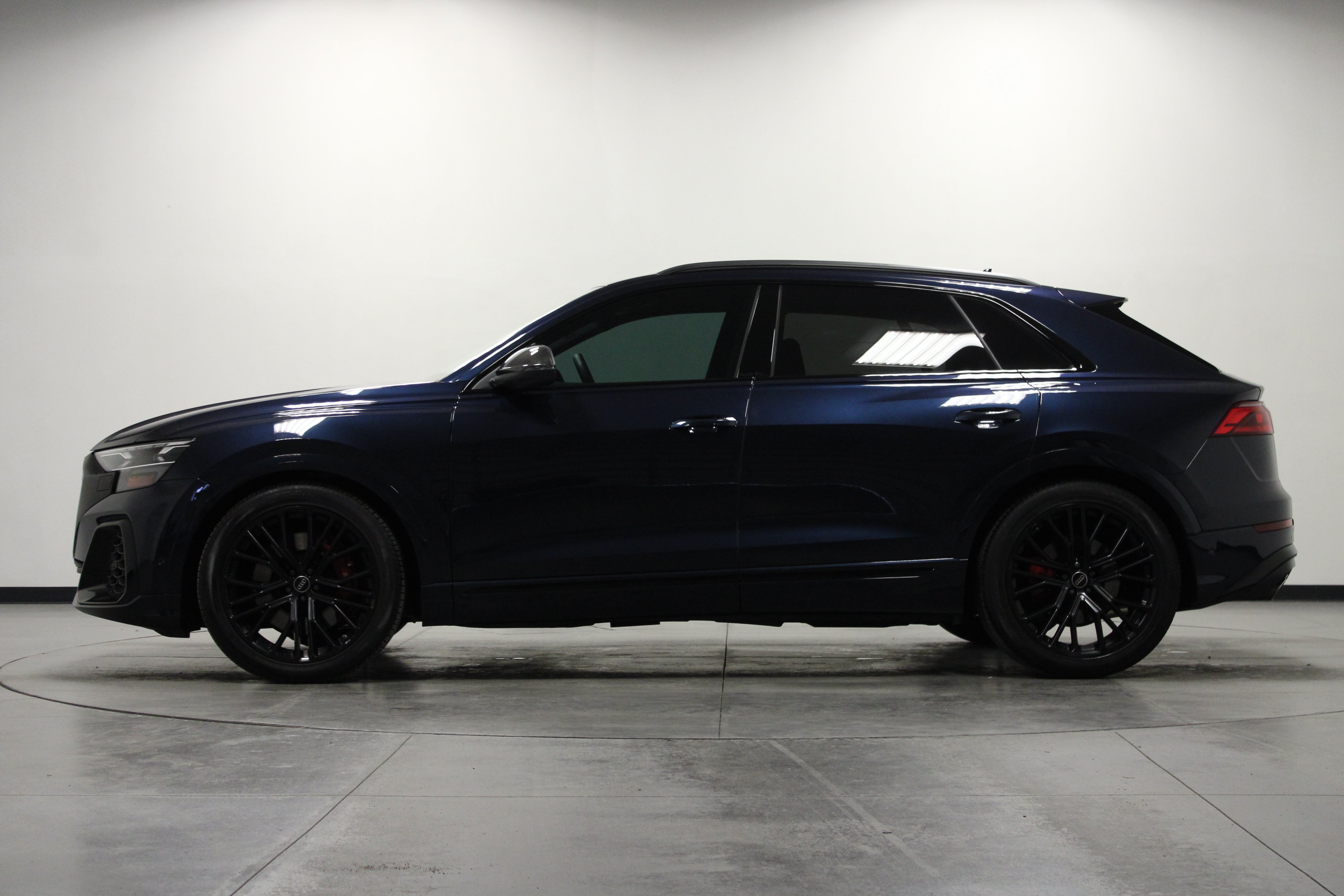 Used 2024 Audi SQ8 Prestige w/ Prestige Package AWD/4WD image 7