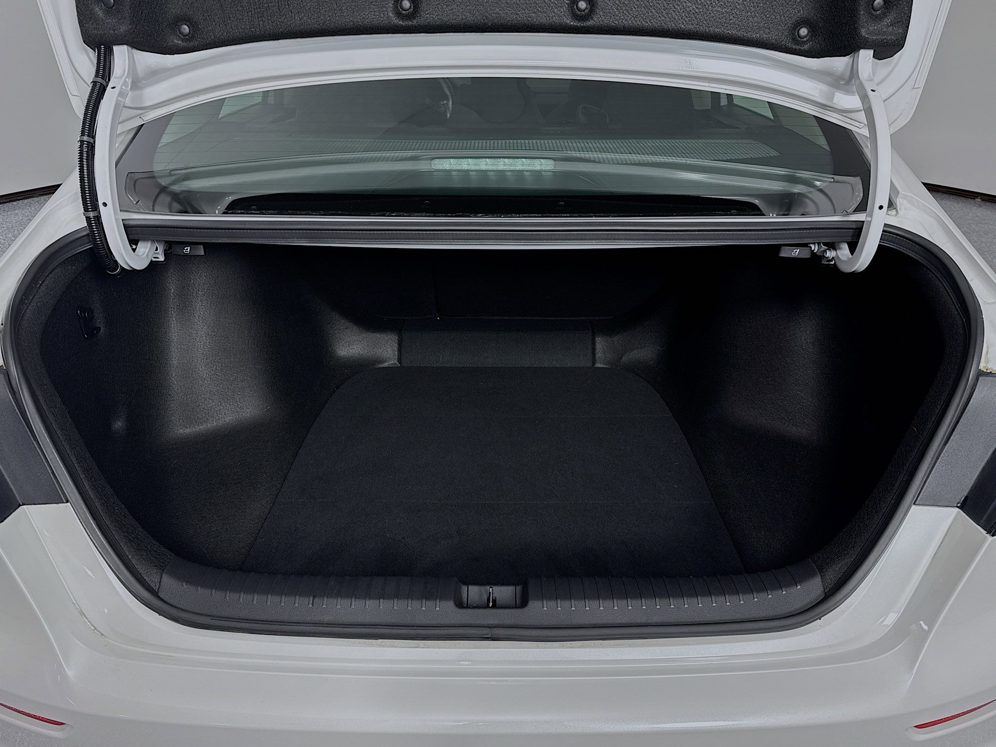 Certified 2023 Honda Accord EX image 25