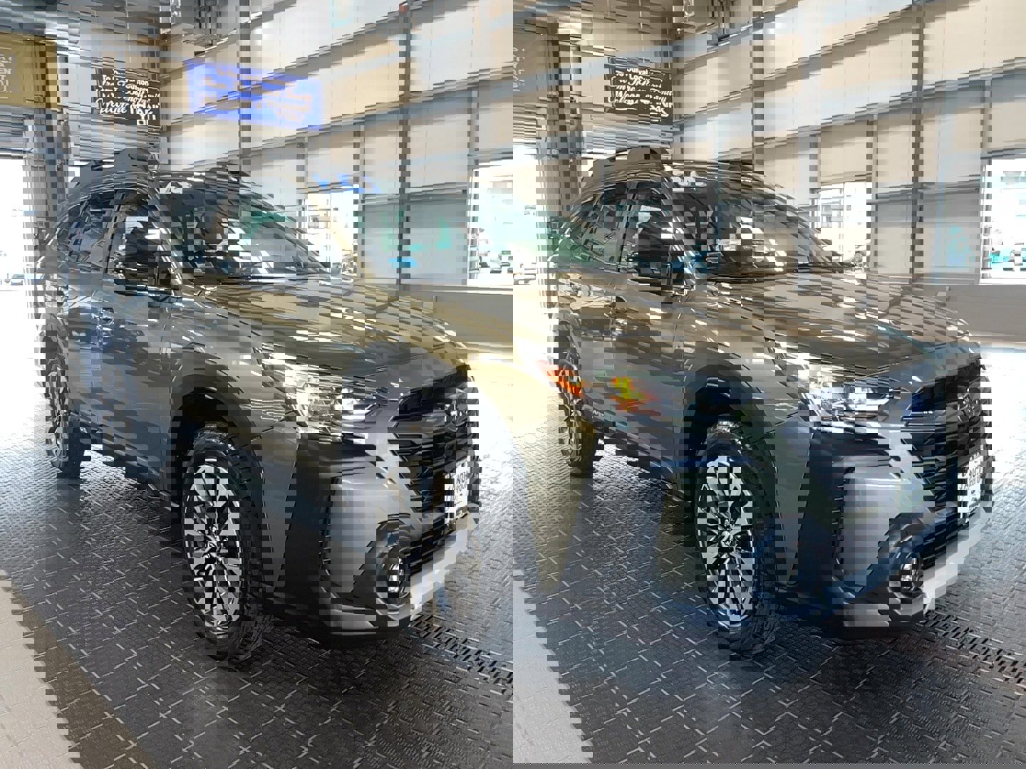 Used 2024 Subaru Outback Limited image 1