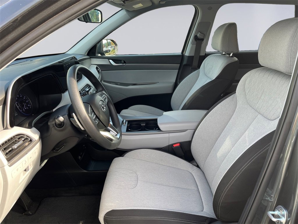 Used 2022 Hyundai Palisade SE image 15