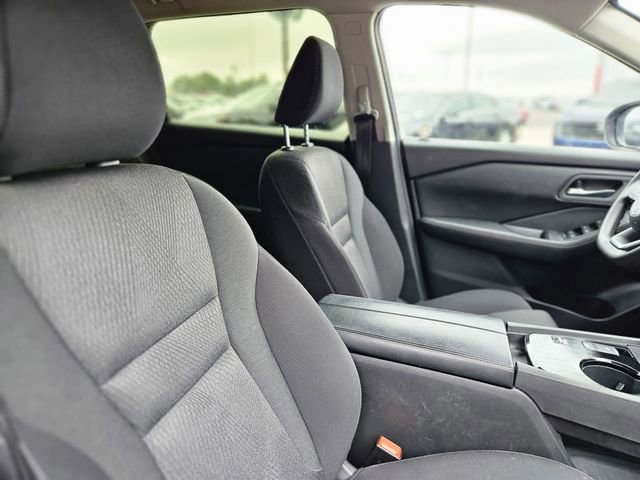 Certified 2024 Nissan Rogue SV FWD image 14