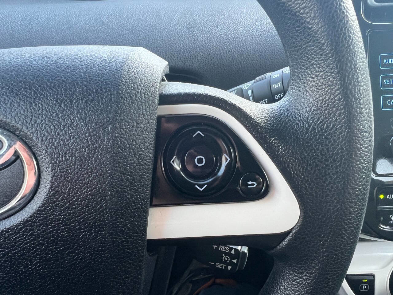 Used 2016 Toyota Prius Two image 20