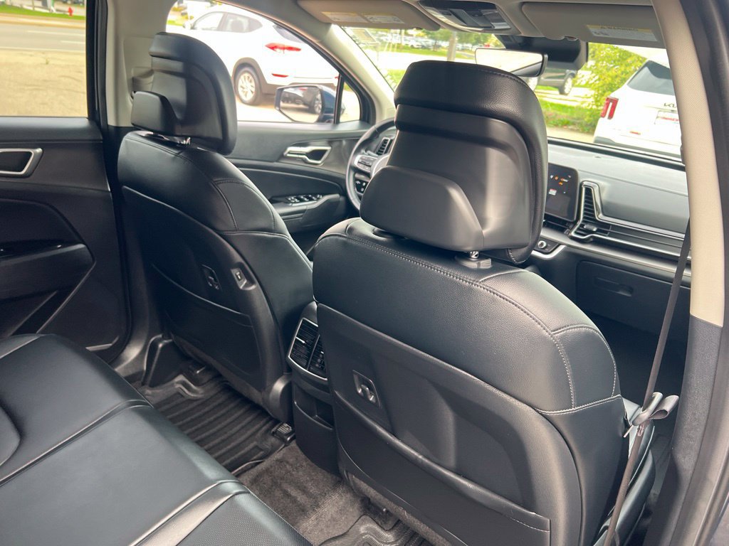 Certified 2025 Kia Sportage EX AWD/4WD image 14