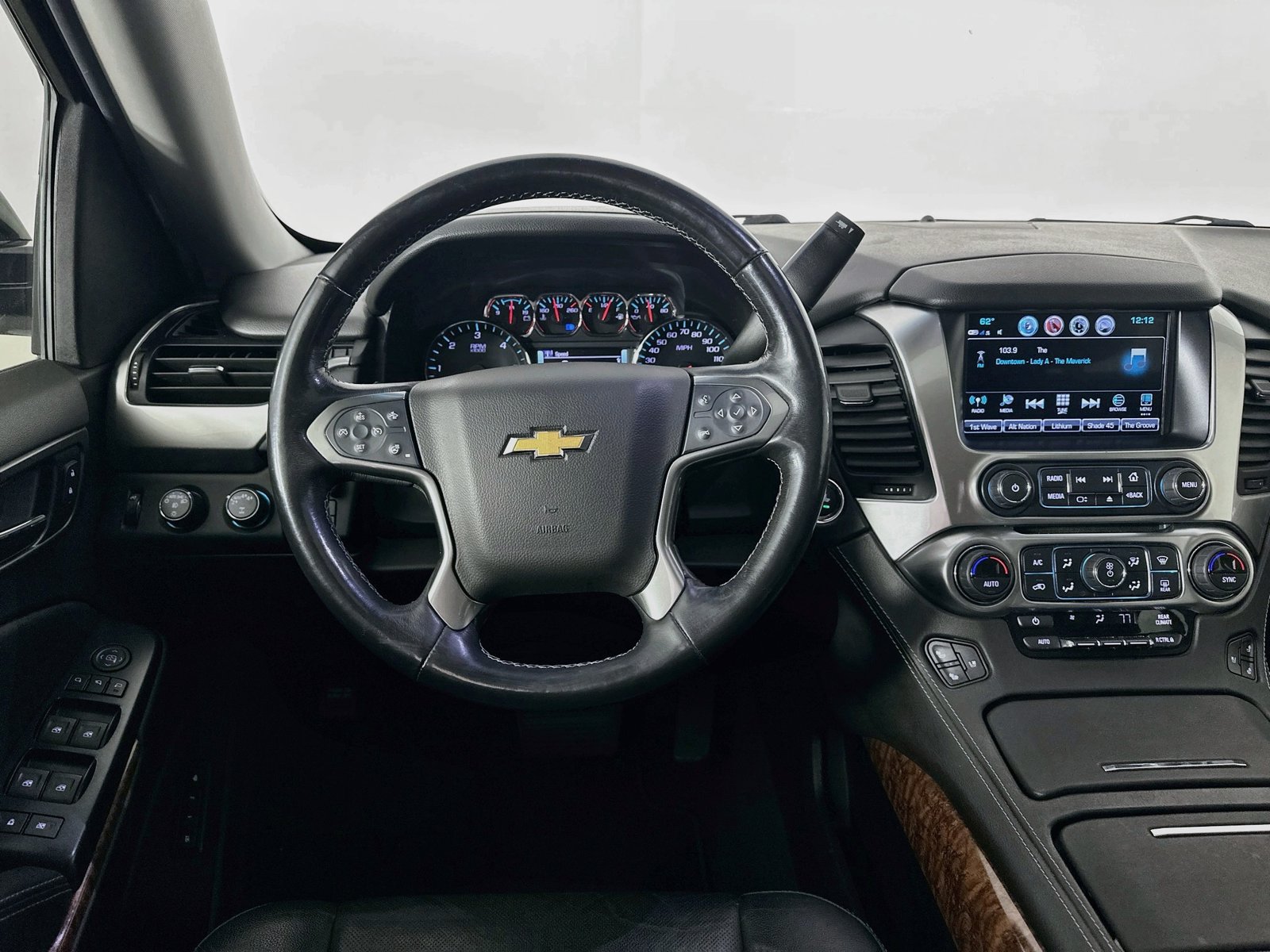 Used 2019 Chevrolet Tahoe Premier w/ RST 6.2L Performance Edition AWD/4WD image 15