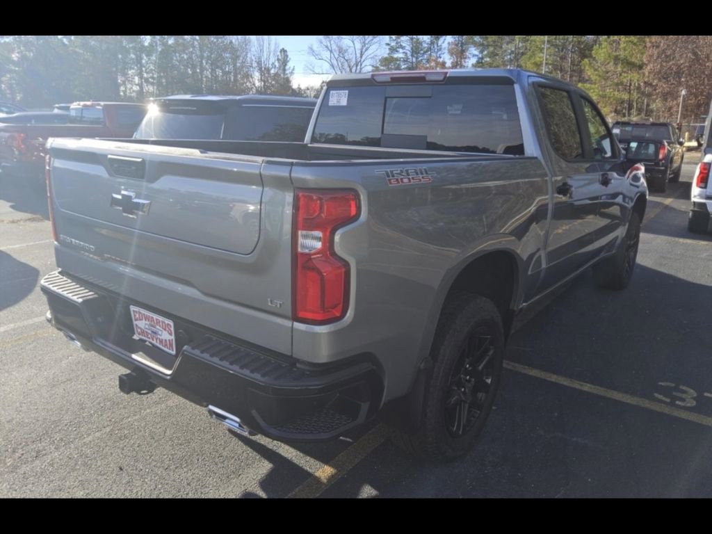 Used 2026 Chevrolet Silverado 1500 LT Trail Boss w/ Convenience Package II image 7