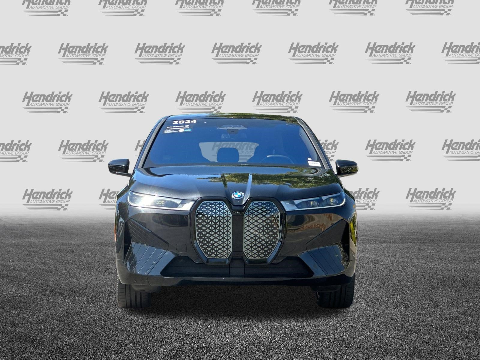 Certified 2024 BMW iX xDrive50 w/ Sport Package AWD/4WD image 10