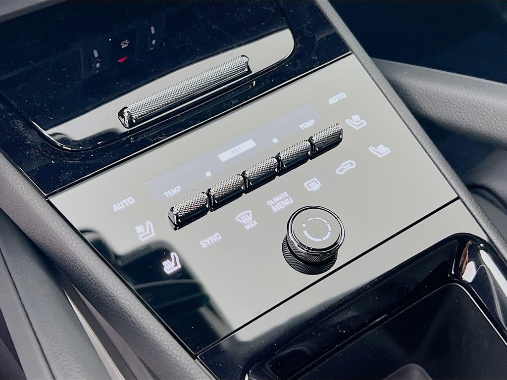 New 2026 Porsche Cayenne Coupe image 18