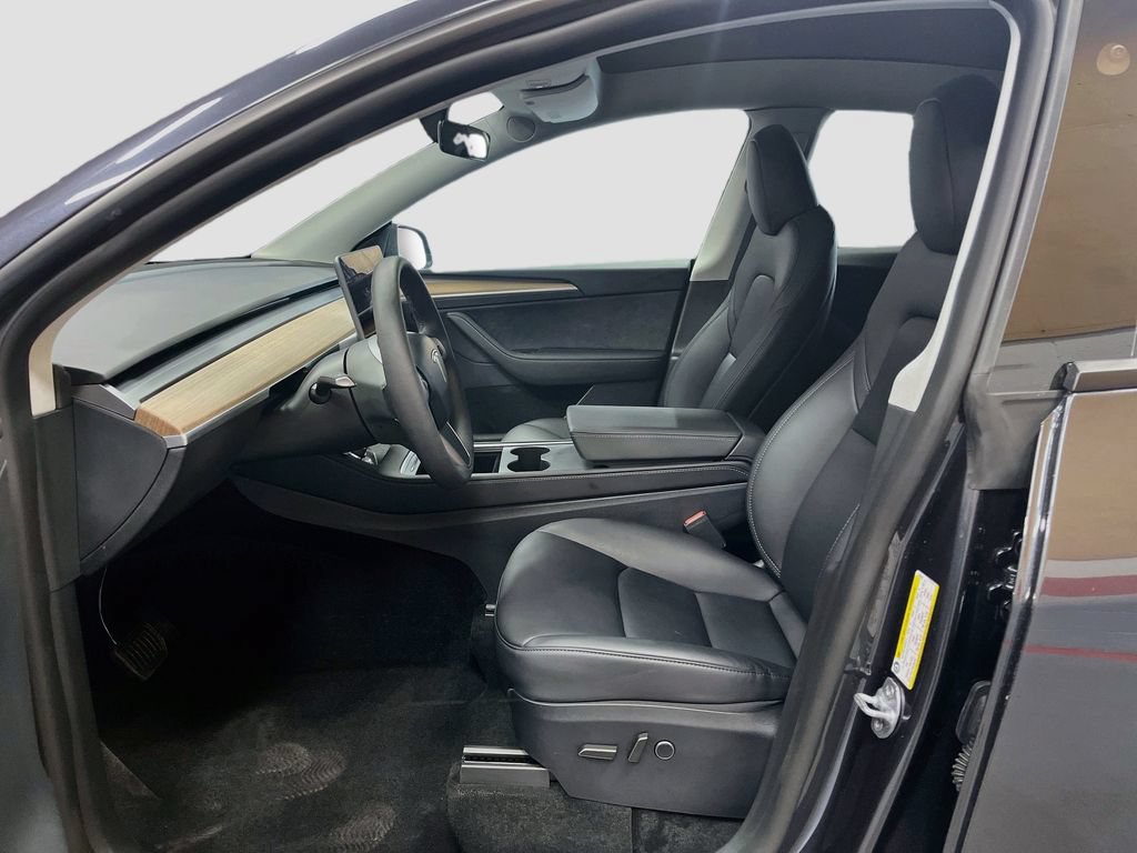 Used 2025 Tesla Model Y Long Range AWD/4WD image 20