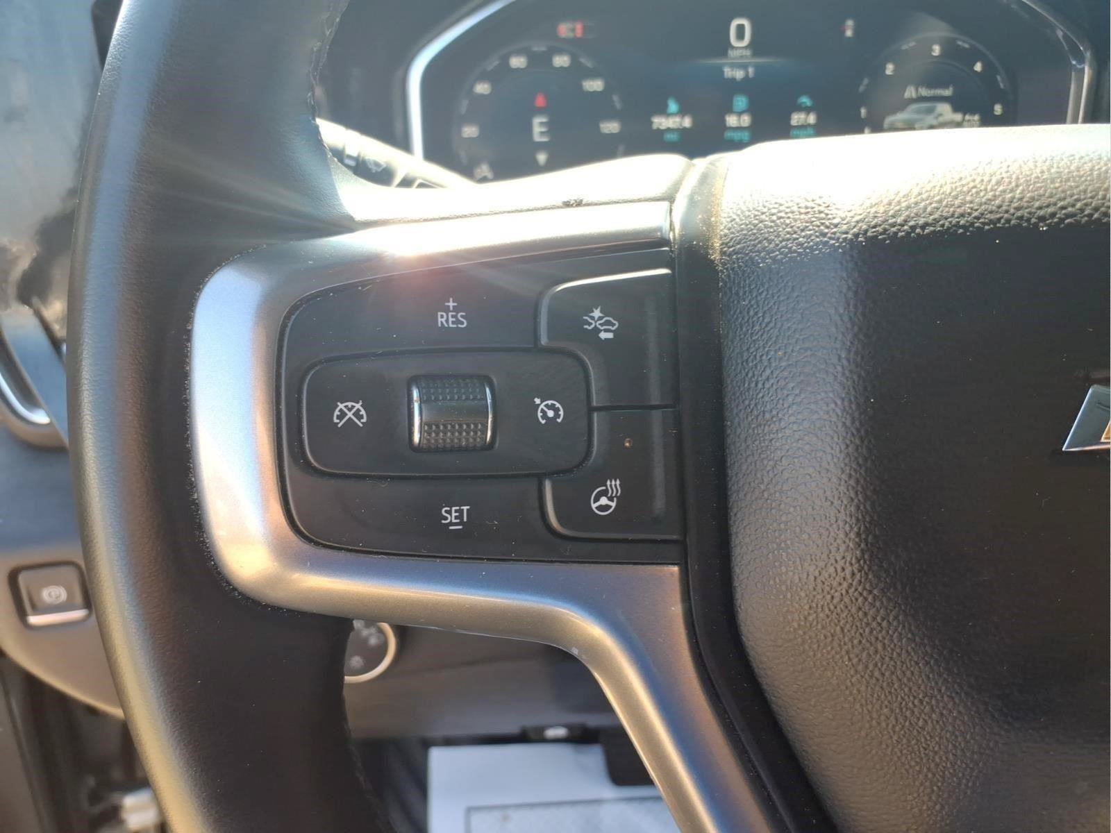 Used 2025 Chevrolet Silverado 1500 LT AWD/4WD image 21