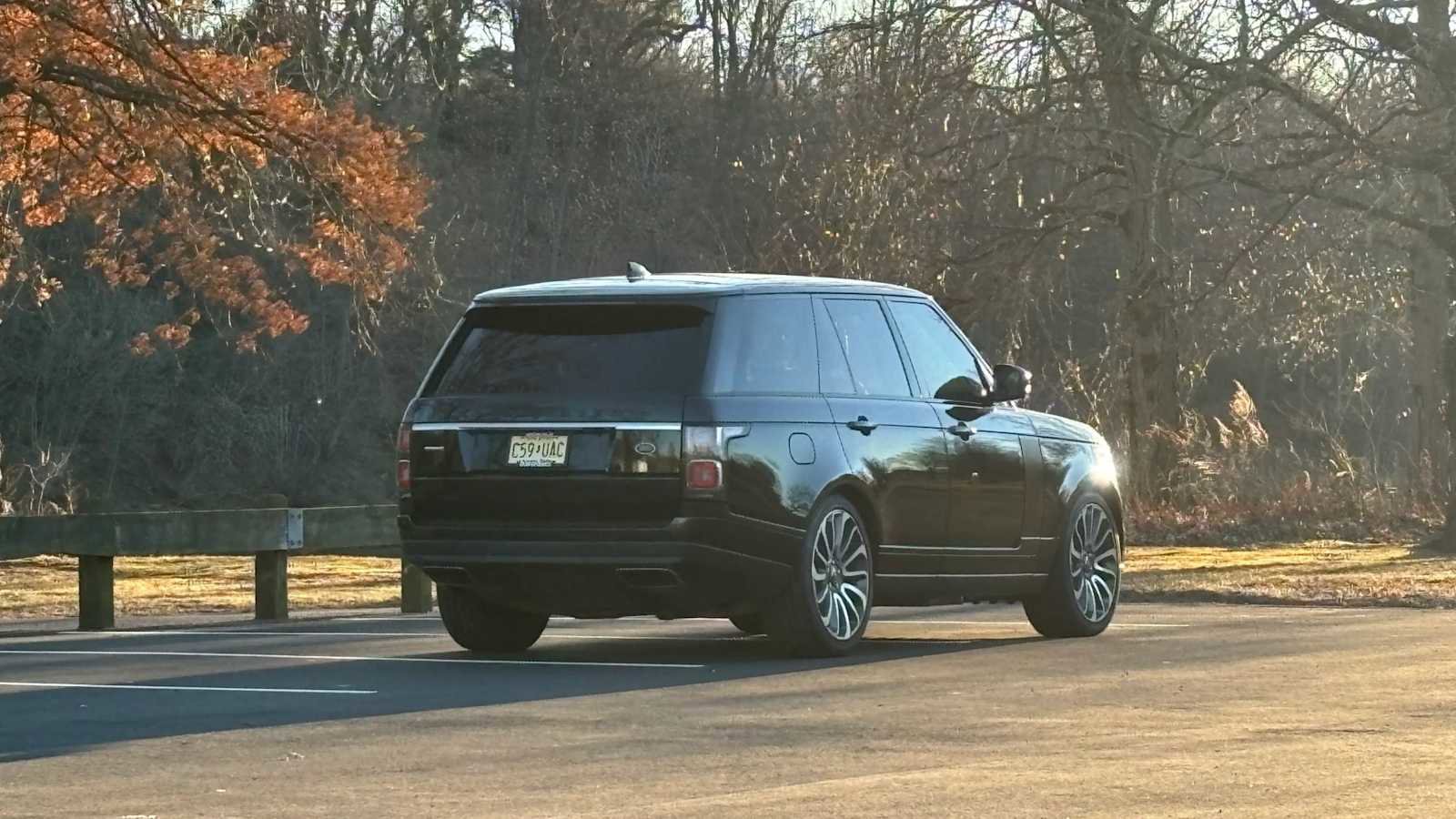 Used 2019 Land Rover Range Rover Supercharged image 5